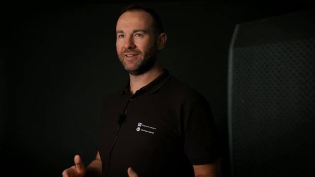 Introducing the PXM-12MP powered coaxial monitor from Electro-Voice смотреть онлайн