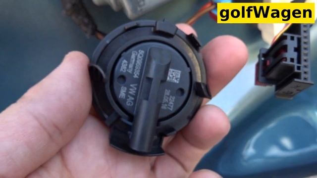VW Golf 7 airbag crash sensor replacement смотреть онлайн