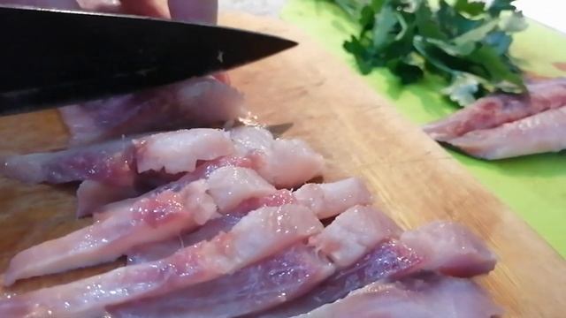 САЛАТ "ПОЛЕЗНЫЙ" СЕЛЬДЬ, СВЕКЛА, ЛУК, ЗЕЛЕНЬ, ЗЕЛЕНЫЙ ГОРОШИК. ЗАПЕКАЮ ВКУСНЫЙ КАРТОФЕЛЬ В ДУХОВКЕ смотреть онлайн