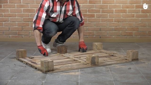 Как сделать столик под телевизор из поддонов | Арт-переработка смотреть онлайн