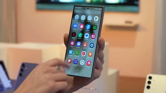 TUTTO su SAMSUNG GALAXY S24: PREZZI, AI e COSA CAMBIA vs S23 смотреть онлайн