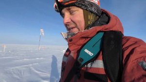 Станция Восток на Южном Геомагнитном полюсе Земли