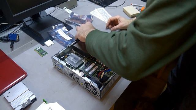 HP DC7900 - CPU & Ram upgrade, Custom paint job & our new sticker! смотреть онлайн