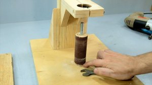 Шлифовальный станок барабанного типа из старой дрели