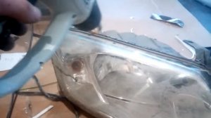 Замена стекла фары гранта