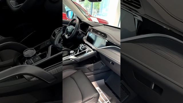 GEELY Atlas Pro смотреть онлайн