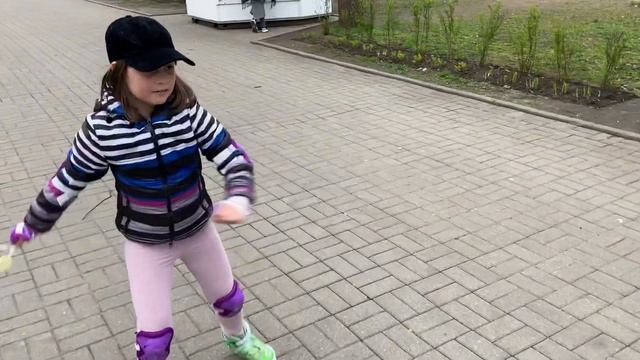 Как научиться кататься на роликах