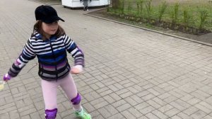 Как научиться кататься на роликах