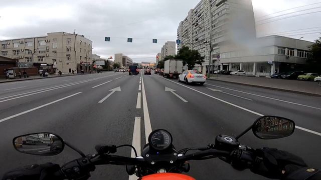 МБ37: На HD Sportster 1200 по Москве. Ответы на комментарии и новости. смотреть онлайн