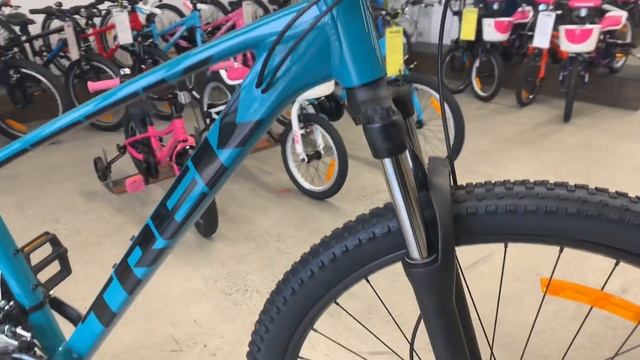 Trek 2020 Marlin 5 at Erina Bikeworx смотреть онлайн
