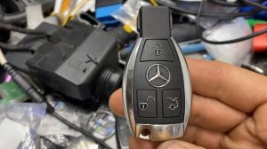Mercedes W203 ключ не реагирует не проворачиваться в замке