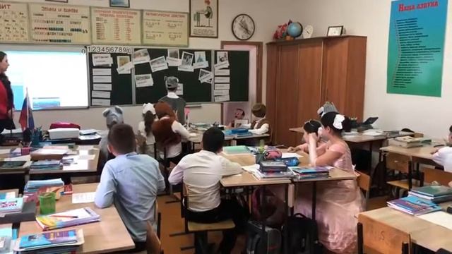 Я волк в сказке три поросёнка!!! Тим&Яша смотреть онлайн