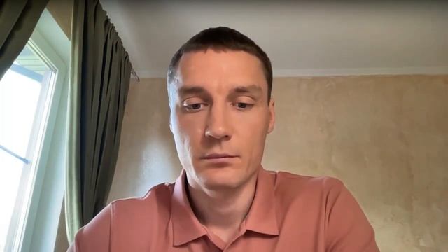 Live-собеседование на Middle продакта. Нанимающий менеджер — Вячеслав Петухов смотреть онлайн