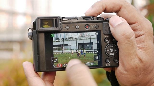 Review Panasonic Lumix LX100 II : Kamera compact berkualitas смотреть онлайн