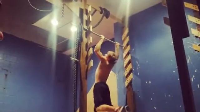 Junior Ninja in Training / Skipping Rungs смотреть онлайн