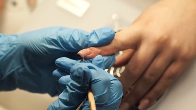 Коррекция ногтей гелем. Подробный видео-урок. смотреть онлайн