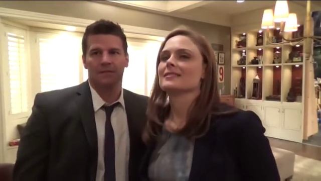BONES Interview: David Boreanaz and Emily Deschanel смотреть онлайн