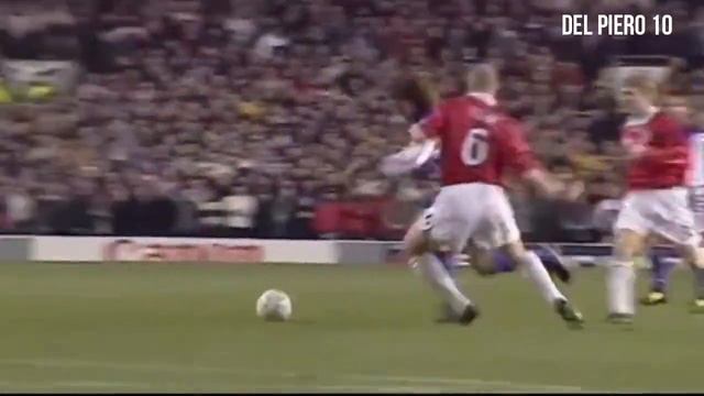 Gabriel Batistuta spectacular goal vs Manchester United 1999/2000 смотреть онлайн