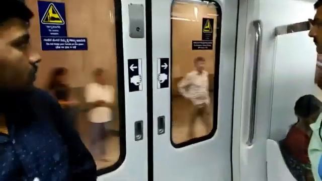 Bangalore metro train360p смотреть онлайн
