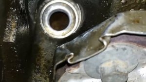 Renault Logan 2 восстановление резьбы под свечу