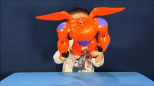 Город Героев - игрушки из мультика. Летающий Бэймакс и Хиро. Big Hero 6 Deluxe flying Baymax Кокату