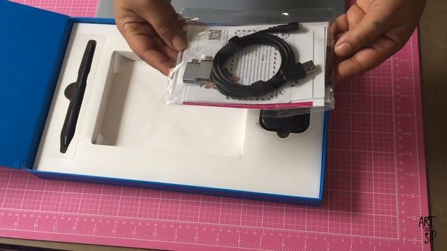 XP-PEN Deco 01 V2 Unboxing смотреть онлайн