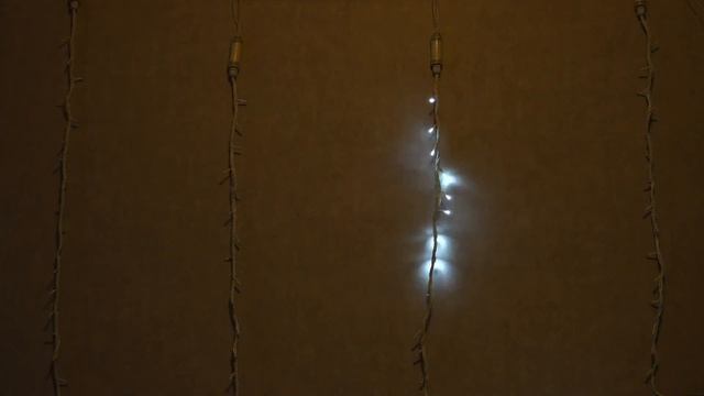 Світлодіодна новорічна гірлянда Завісу 192Л прозора, контролер 12 функ, LED (650156) смотреть онлайн