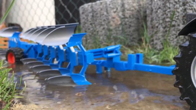 BRUDER TV - Traktor Combine John Deere Claas Fendt Pottinger