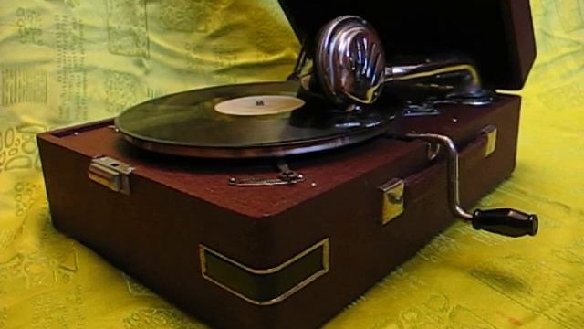 Ленинградский патефон "Дружба" смотреть онлайн