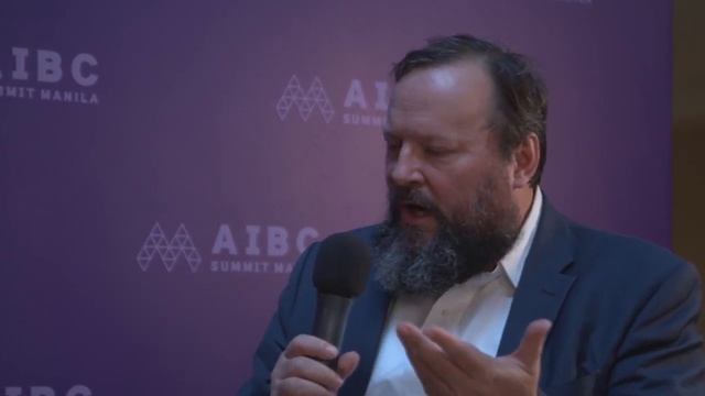 How Blockchain & AI Will Shape The Next 50 Years | David Orban, Founder of Network Society Ventures смотреть онлайн