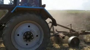Необычная Пахота? Пашем на Тракторе МТЗ 82.1 с плугом ПЛН 3-35?