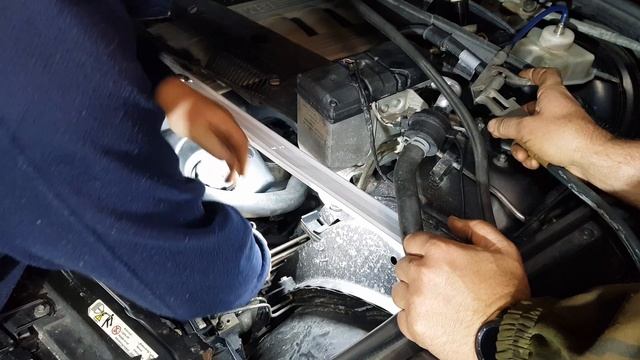 Прокачка ABS на BMW X5 E53 смотреть онлайн