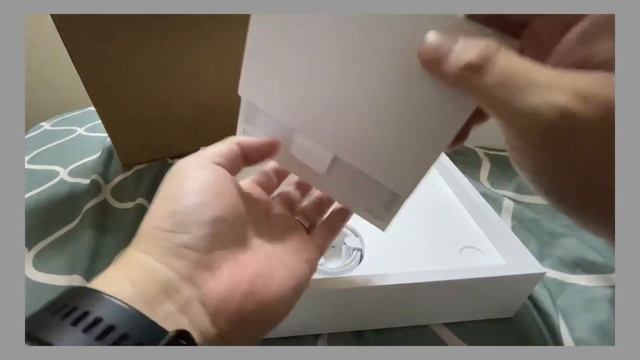 Apple MacBook Pro 13 (2020) refurbished unboxing смотреть онлайн