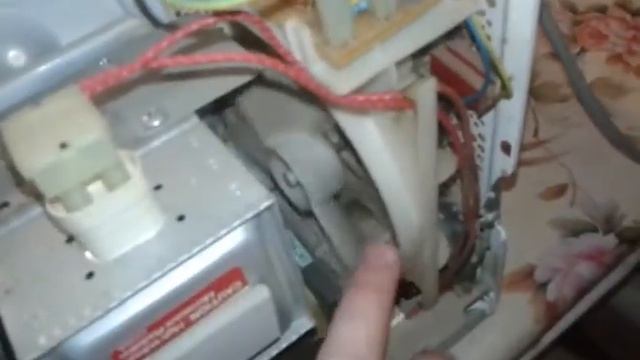 РЕМОНТ МИКРОВОЛНОВОЙ ПЕЧИ - ГДЕ ВЗЯТЬ ЗАПЧАСТИ ??? смотреть онлайн