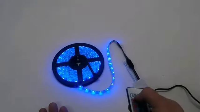 Светодиодная лента LED SMD 5050 Цветная 5 метров с блоком питания и пультом смотреть онлайн