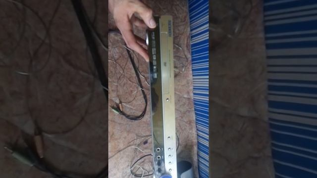 Включается и выключается через 3 секунды пульта нету как мне включить без пульта Samsung HT-KD800 смотреть онлайн