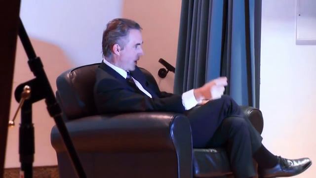 Jordan Peterson - IQ at Universities смотреть онлайн