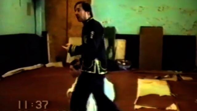 Ушу Золотой цветок Секрет Белого Журавля против ударов ногами смотреть онлайн