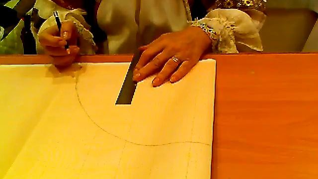 Косоклинный зимний сарафан-выкройка.Часть 2 смотреть онлайн