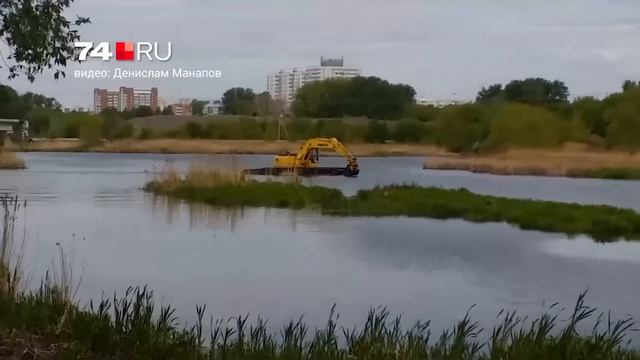 В Челябинске начали чистить реку Миасс