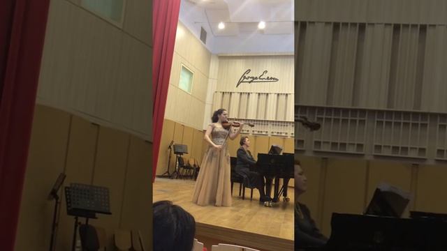 Alexandra Bobeico plays Tchaikovsky-Valse Scherzo смотреть онлайн