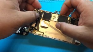 iPhone перезагружается после замены акб. Нет ёмкости