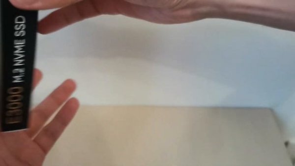 Твердотельный накопитель HikVision E3000 Series M.2 1Tb HS-SSD-E3000/1024G - отзывы в Плеер.Ру