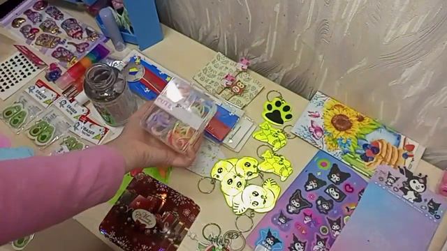 Зелёный канцелярский набор смотреть онлайн