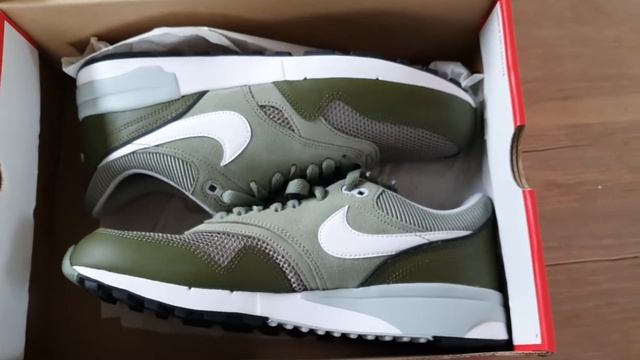 Unboxing NIKE Air Odyssey retro 1987 style Epic смотреть онлайн