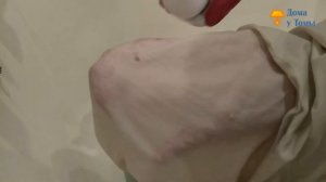 Засохшие пятна крови на белом белье отстирала после двух попыток. Но умудрилась поставить новые