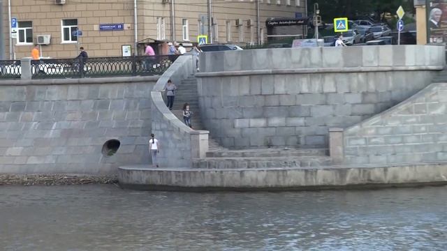 Теплоход "Чижик" - прогулки по Москве-реке летом 2016 смотреть онлайн