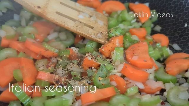 Italian Wedding Soup. This Recipe Is So Easy. #italianweddingsoup