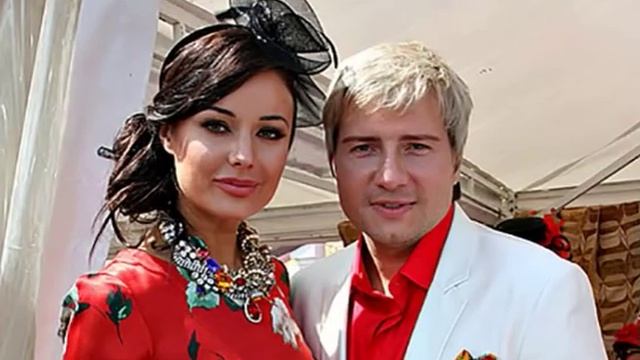 Оксана Федорова поставила на уши Сеть своим выходом в свет смотреть онлайн