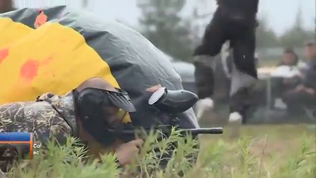 Сотрудники городских предприятий встретились на пейнтбольном поле смотреть онлайн